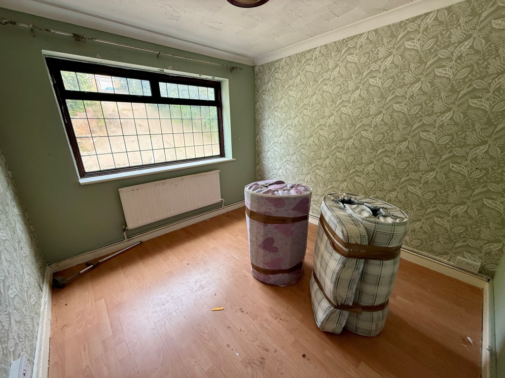 Lot: 38 - PLANNING FOR CONVERSION INTO FOUR-BEDROOM HOUSE WITH EN-SUITES - Bedroom two